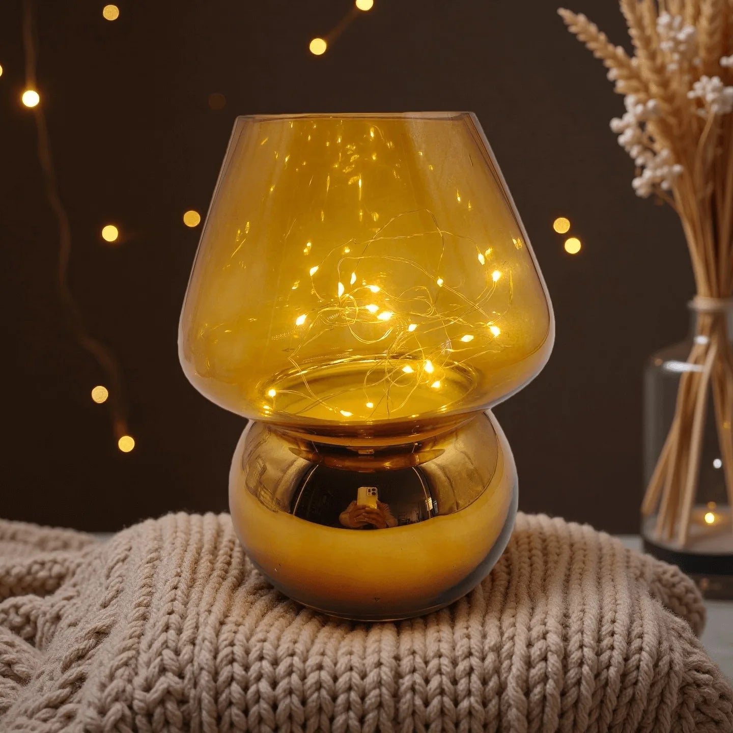 Glass Mushroom Table Lamp/ Battery Operated, Cute Mushroom Shaped LED Fairy Light, Portable Mini Glass Night Light for Bedroom Decor/ Corner Ambient Lighting, Battery Powered (Battery Not Included)