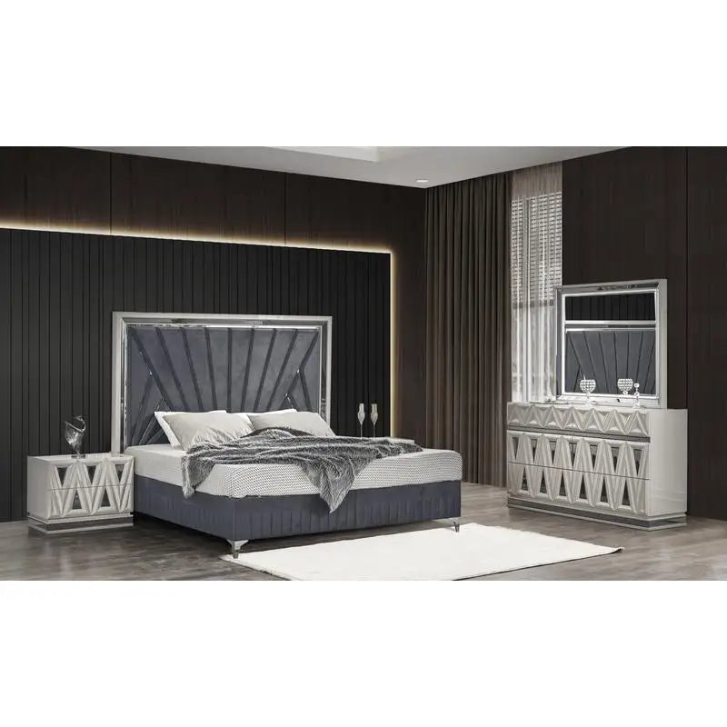 Modern & Contemporary 4-Piece King  Bedroom Set with Wood and Gold Accents in River Sand Grey