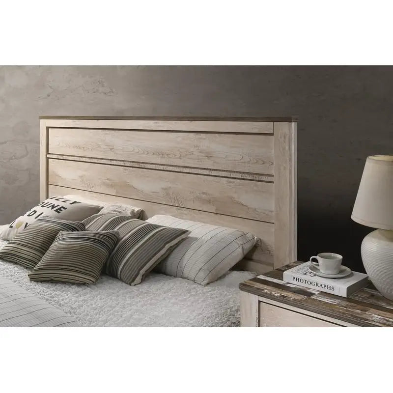 Contemporary White Wash Finish 5-Piece King Bedroom Set