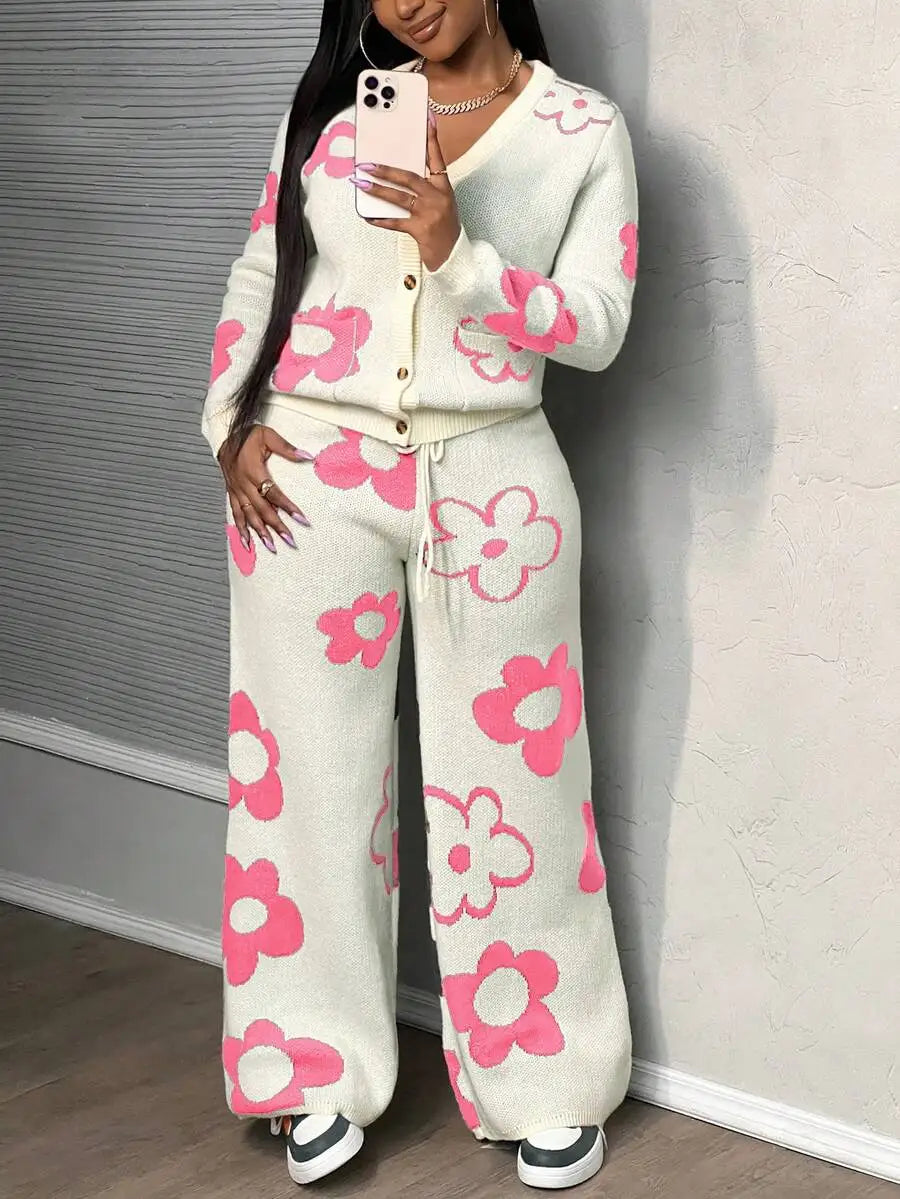 Green Floral Knit Two-Piece Set for Women - V-Neck Cardigan & Wide-Leg Pants, Casual Autumn/ Winter Outfit