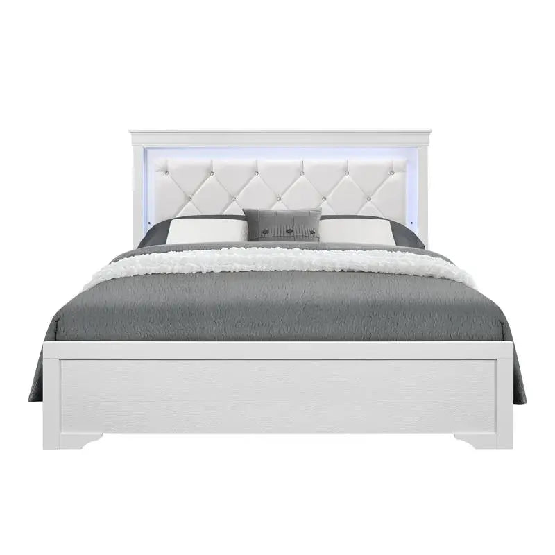 5PC White Queen Bedroom Set with Shaker Design