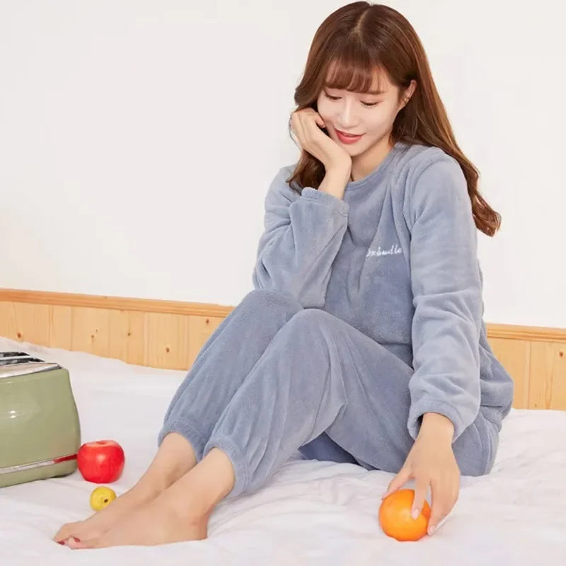 Women's Autumn and Winter Warm Pants Coral Velvet Pajama Set/ Loose Fitting Home Clothing/ Outdoor/ Women's Oversized Pajamas