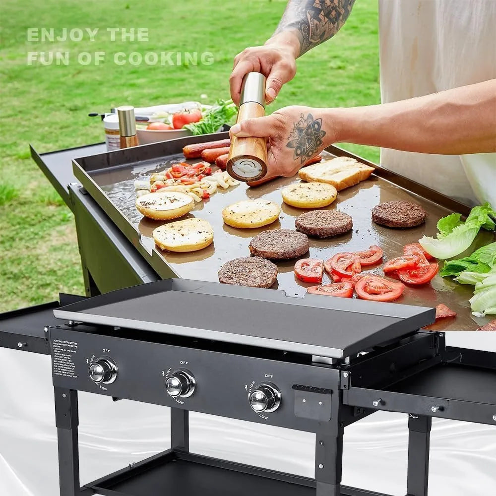 Flat Top Gas Grill-31.5 Inch Outdoor Propane Griddle, Portable Gas Griddle -45000 BTU Propane Fueled, 3 Burners, Table Top Foldable