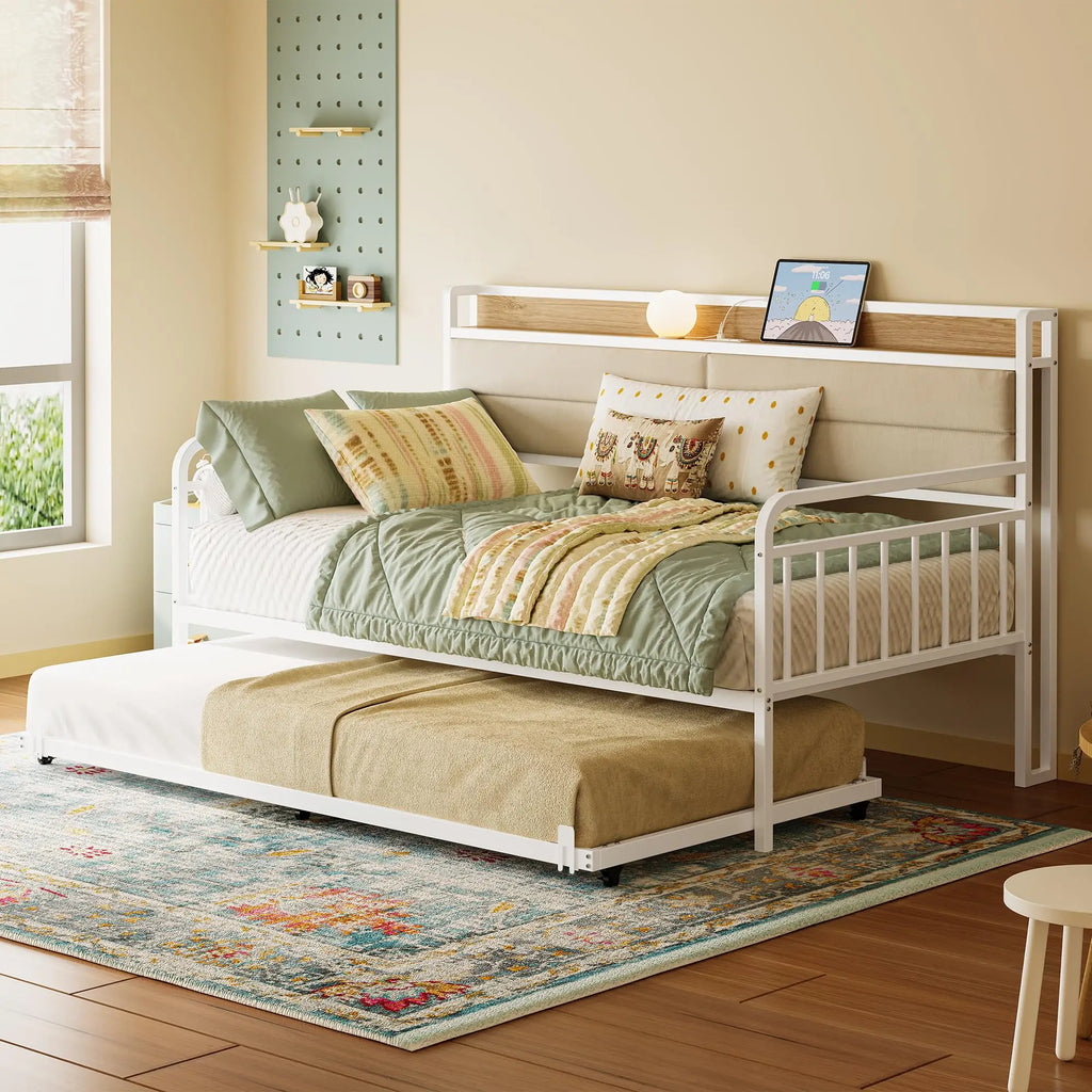 Daybed with Trundle, Living Room, Bedroom