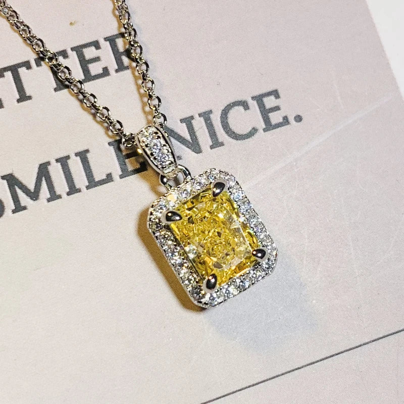 Luxury Yellow Cubic Zirconia Pendant Necklace for Women Noble Wedding Anniversary Gift Temperament Elegant Lady Jewelry