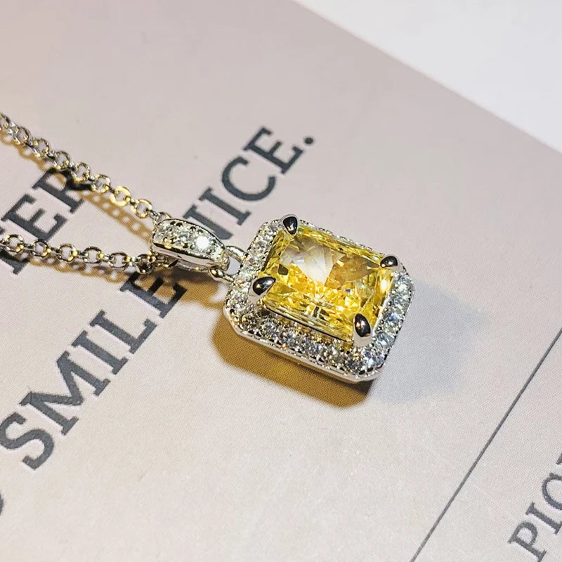 Luxury Yellow Cubic Zirconia Pendant Necklace for Women Noble Wedding Anniversary Gift Temperament Elegant Lady Jewelry