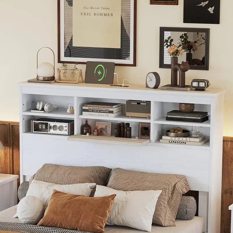 Vintage Queen Bedroom Set, 4 Pieces - Wooden Bed Frame, 2 Nightstands & 1 Dresser in White Finish