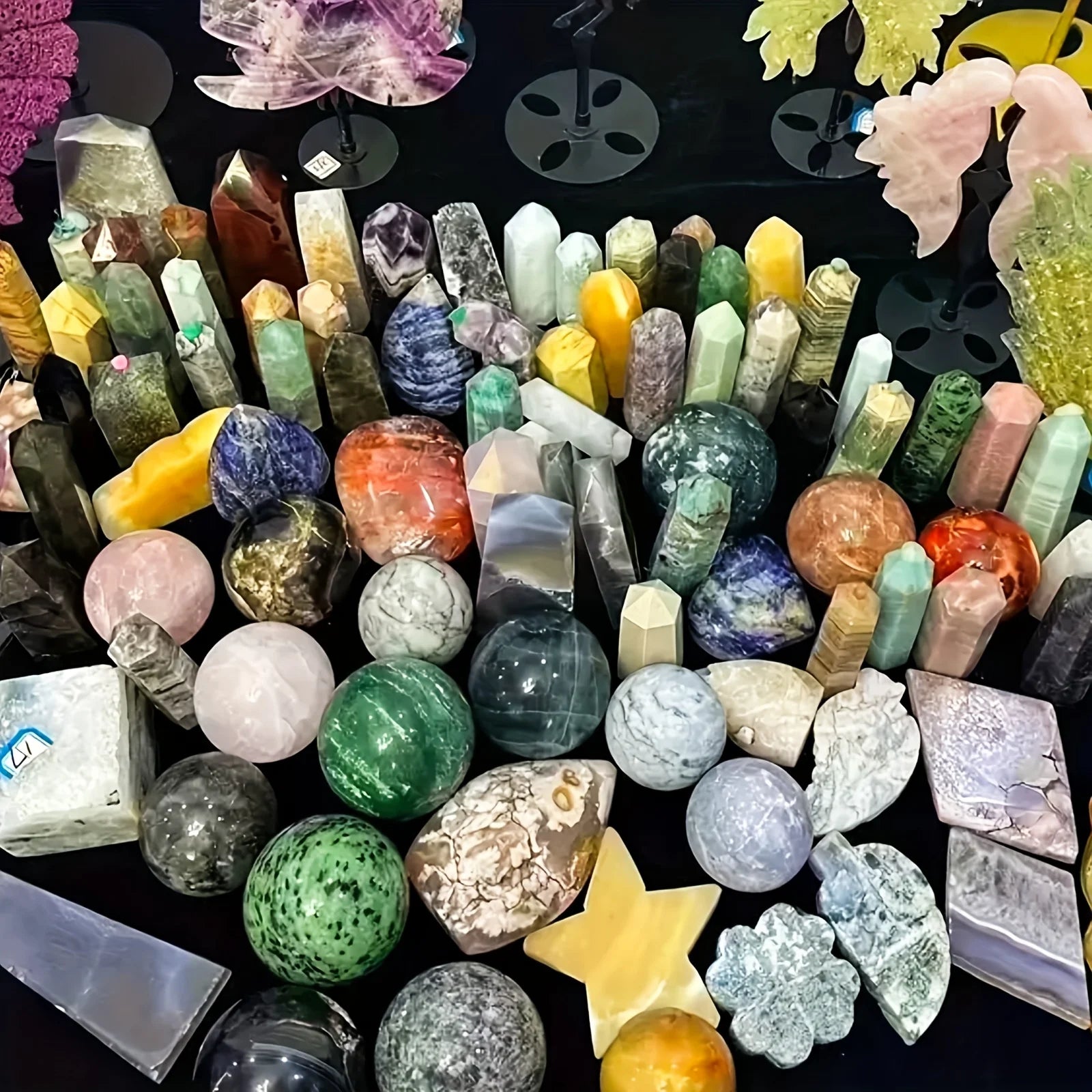 Open Your Own Unique Crystals! 4lb-6lb Crystal Gift Box-Mixed With Raw Stone, Tower, Sphere, Carving , Bracelet Ring, Home Decoration