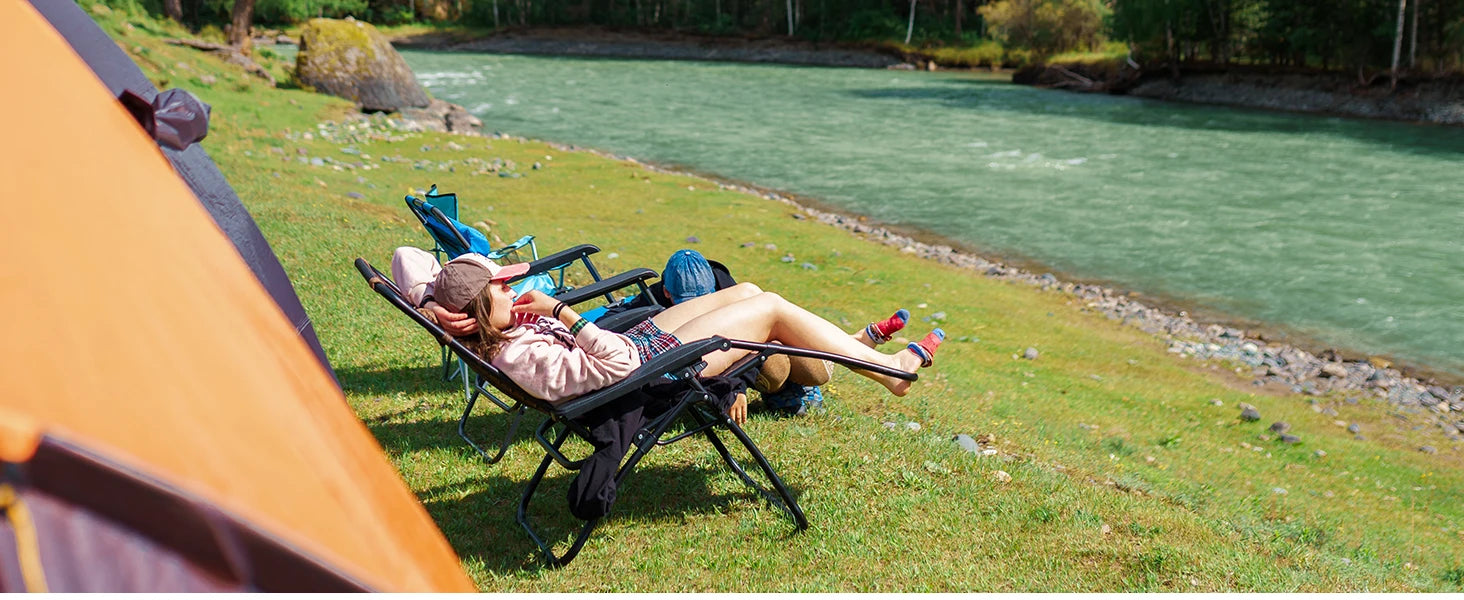 Zero Gravity Portable Recliner Camping Patio Outdoor Garden Lounge Chair with Cup Holder Trays Adjustable Pillow for Backyard