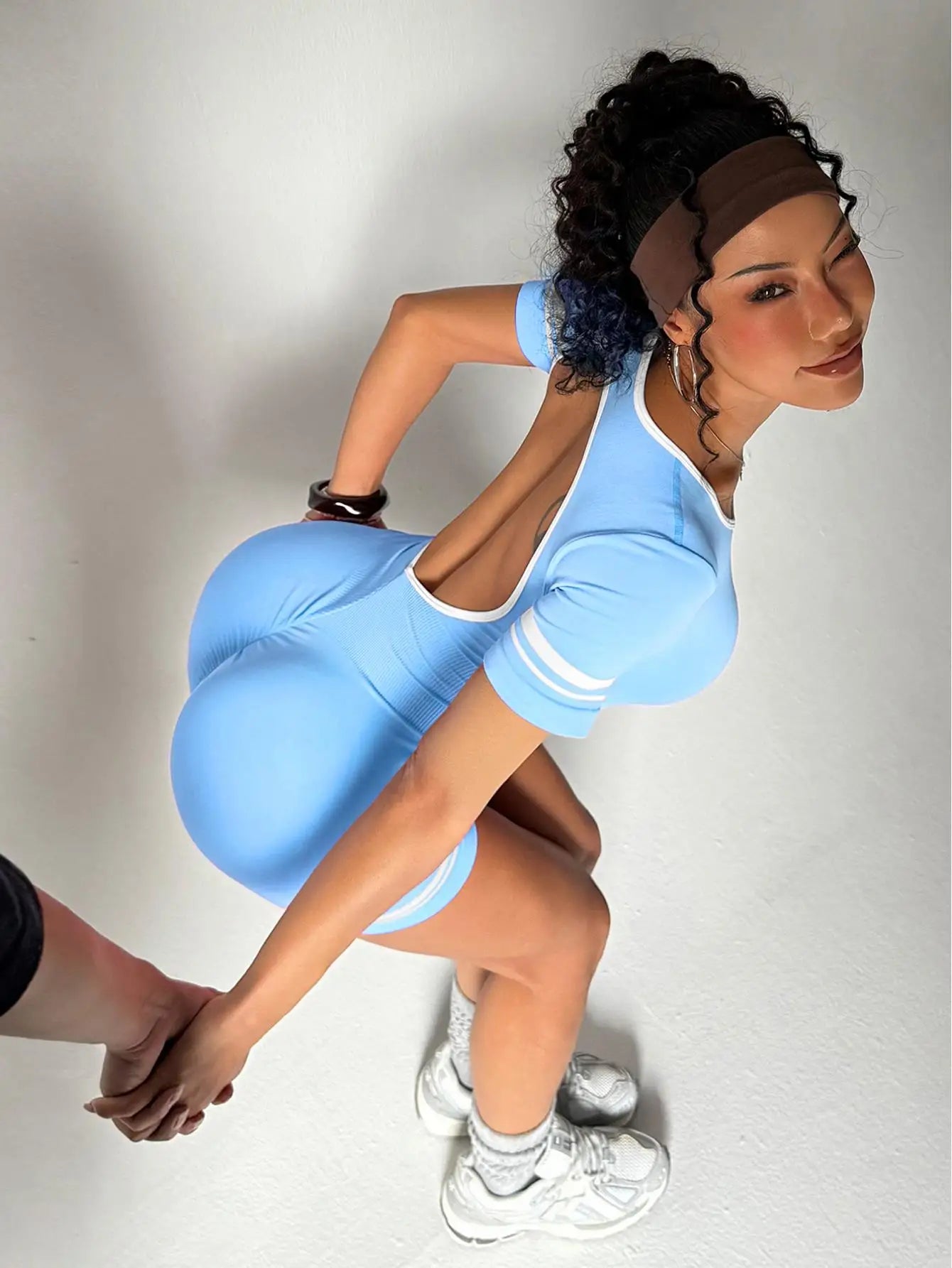 Women Seamless Fashion Backless Contrast Color Short Sleeve Shorts Jumpsuit, Yoga Gym Workout Elastic Tight Bodysuit, Sexy Back