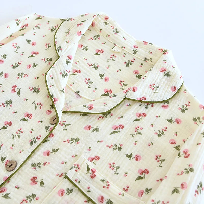 Spring and Autumn Women's Pajama Set 100%/ Cotton Crepe Long Sleeved Pants/ Two Piece/ Cute and Sweet Set Ladies