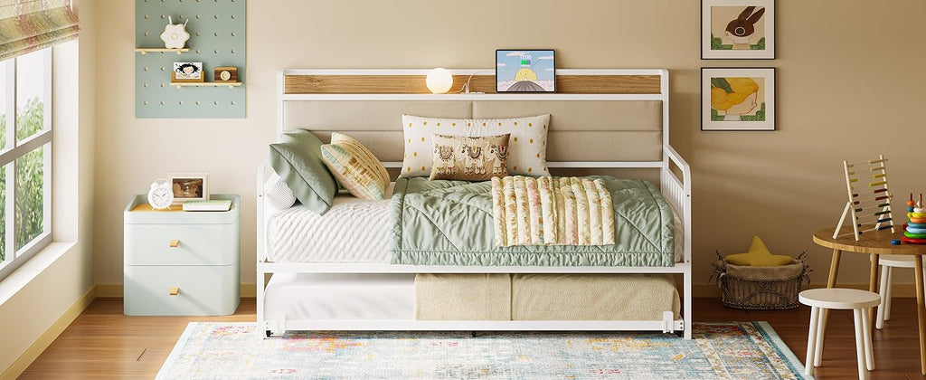 Daybed with Trundle, Living Room, Bedroom